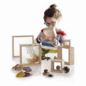 Table area woodMagnifying glass building block set