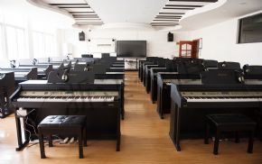 music classroom电钢琴教室
